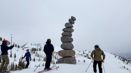 Steenmannentjes groot op Powder Mountain
