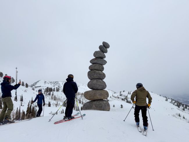 Steenmannentjes groot op Powder Mountain