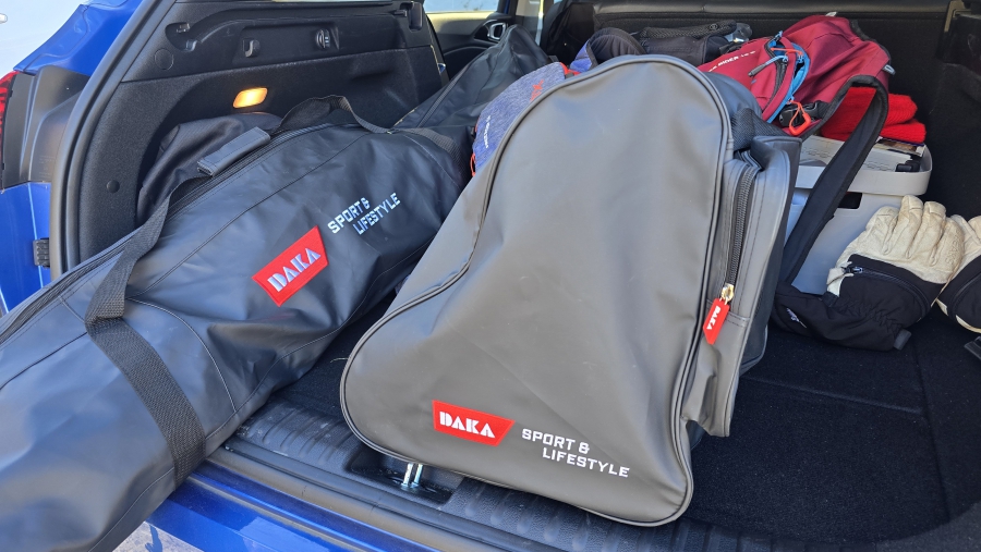 Nieuwe ski's en schoenen van DAKA testen