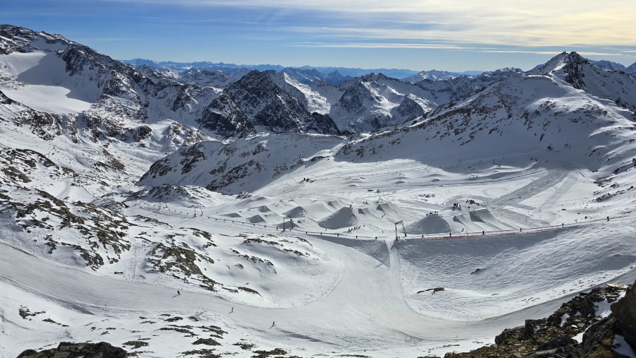 Top of Tyrol op 3210 meter.