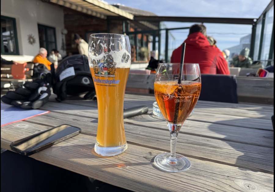 Skidag afsluiten met een drankje.